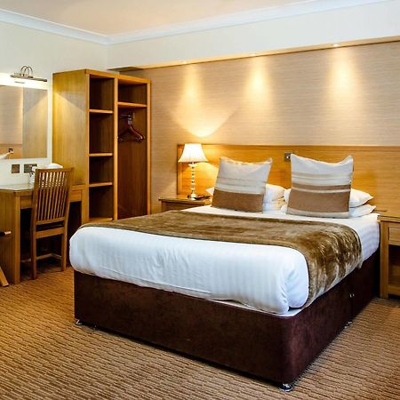 Adamson Hotel Дънфърмлин Екстериор снимка